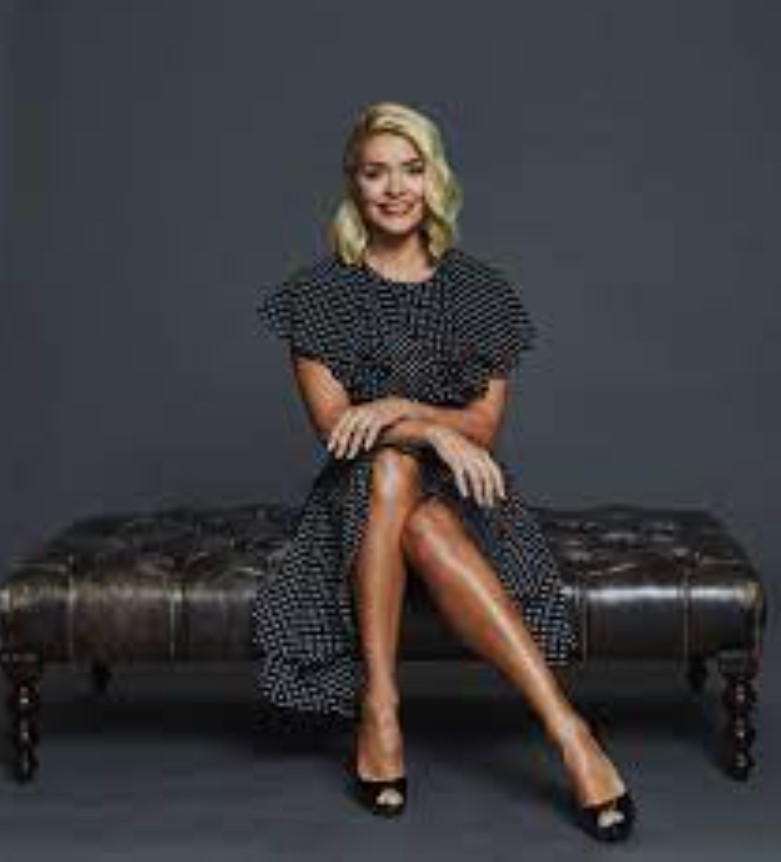Holly Willoughby picture