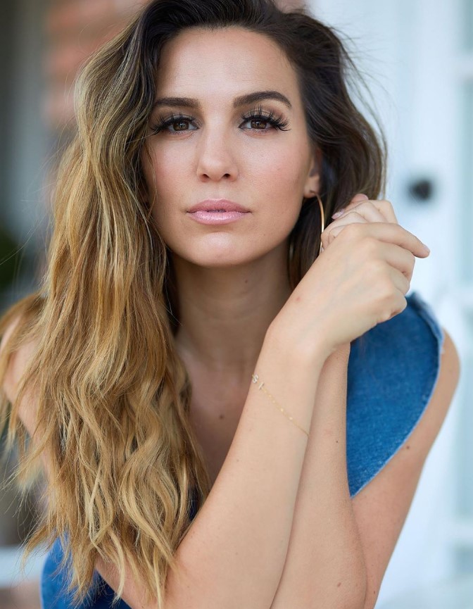 Christy Carlson Romano picture