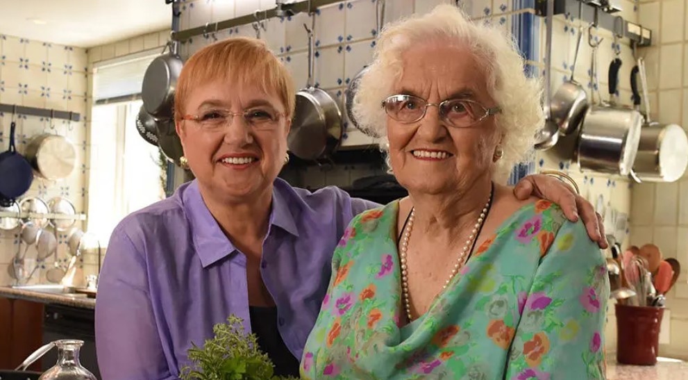 How to Contact Lidia Bastianich: Phone number