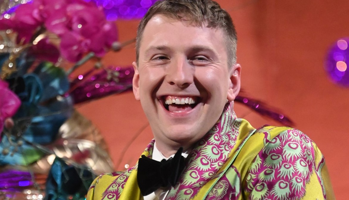 How to Contact Joe Lycett: Phone number, Texting, Email Id, Fanmail Address and Contact Details