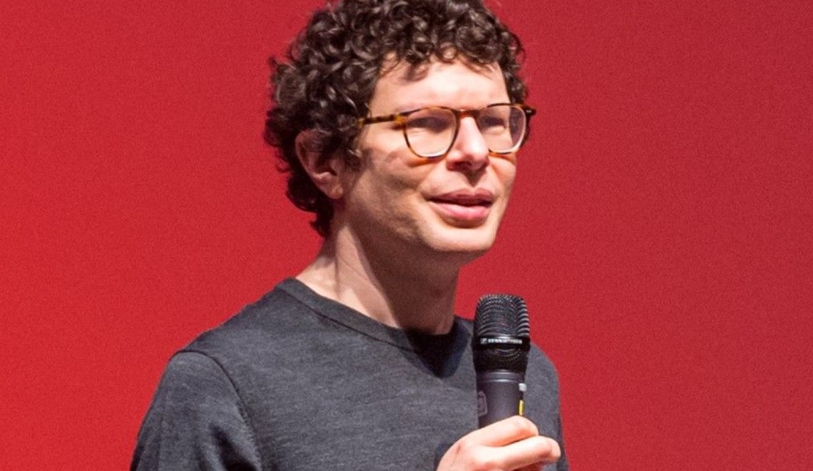 How to Contact Simon Amstell: Phone number, Texting, Email Id, Fanmail Address and Contact Details
