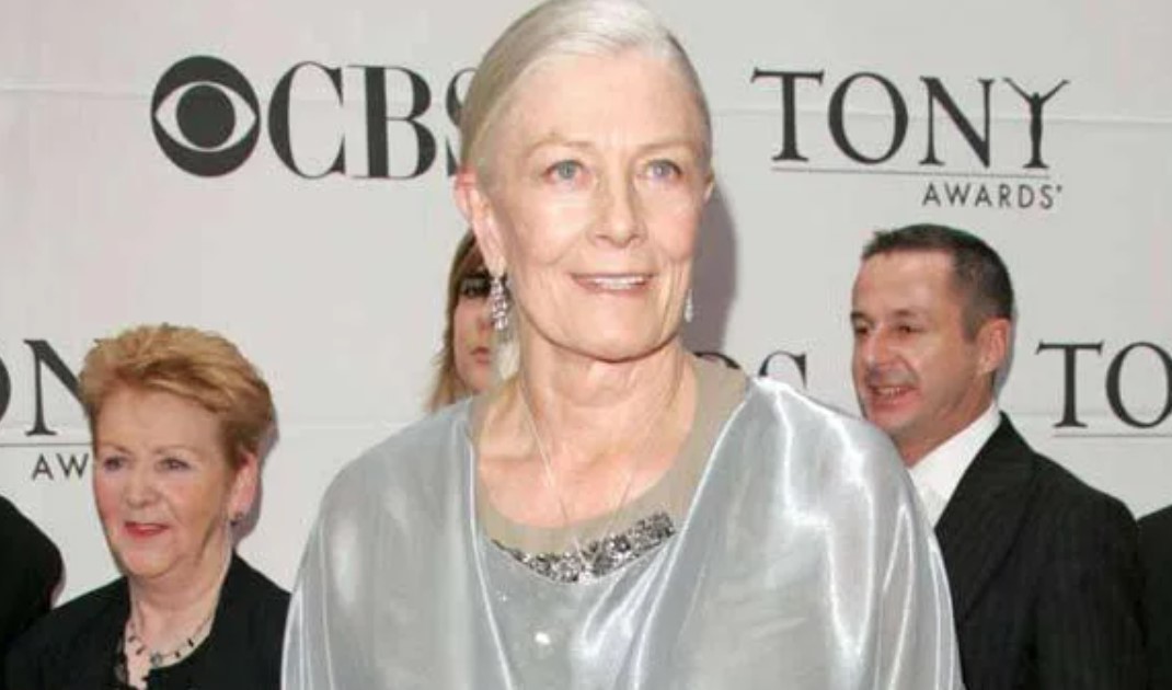 How to Contact Vanessa Redgrave: Phone number, Texting, Email Id, Fanmail Address and Contact Details