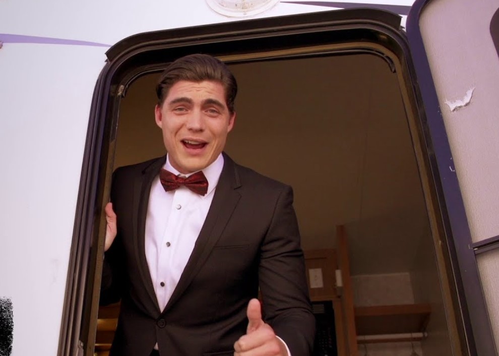 How to Contact Zane Holtz: Phone number