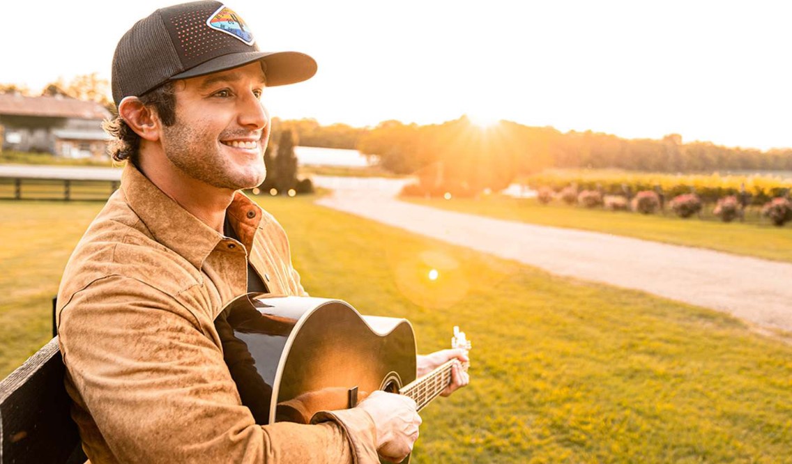 How to Contact Easton Corbin: Phone number
