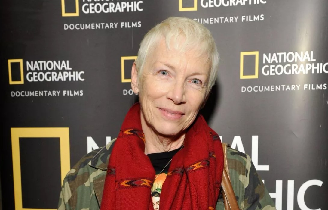How to Contact Annie Lennox: Phone number