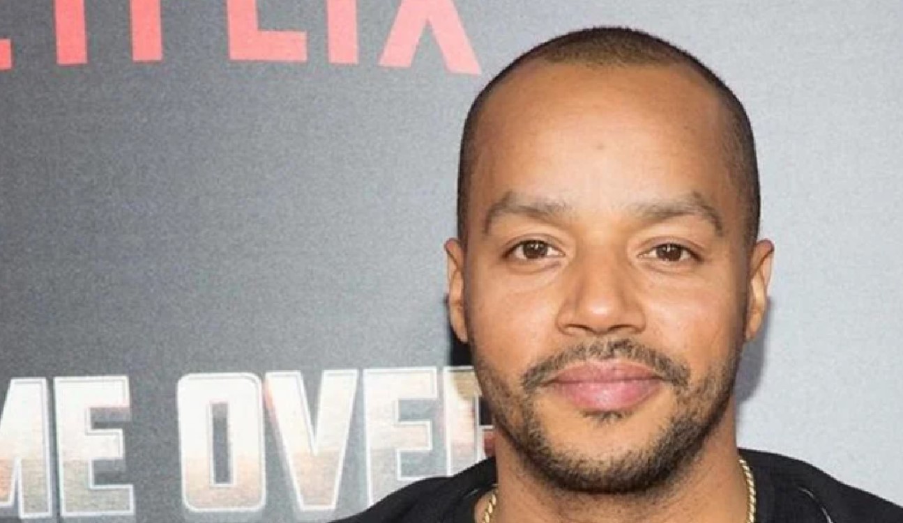 How to Contact Donald Faison: Phone number