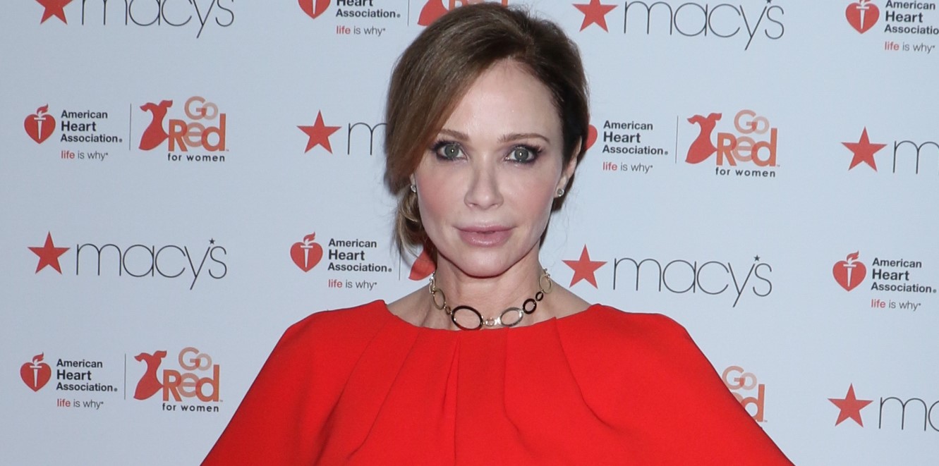 How to Contact Lauren Holly: Phone number, Texting, Email Id, Fanmail Address and Contact Details