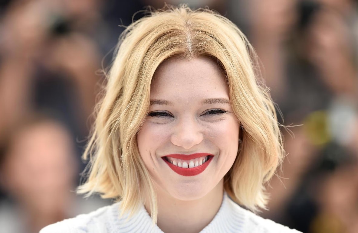 How to Contact Léa Seydoux: Phone number, Texting, Email Id, Fanmail Address and Contact Details