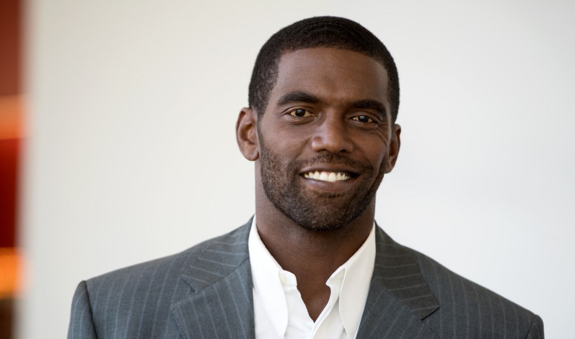 How to Contact Randy Moss: Phone number, Texting, Email Id, Fanmail Address and Contact Details