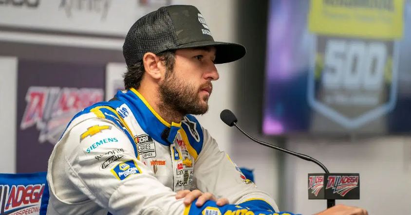 How to Contact Chase Elliott: Phone number, Texting, Email Id, Fanmail Address and Contact Details