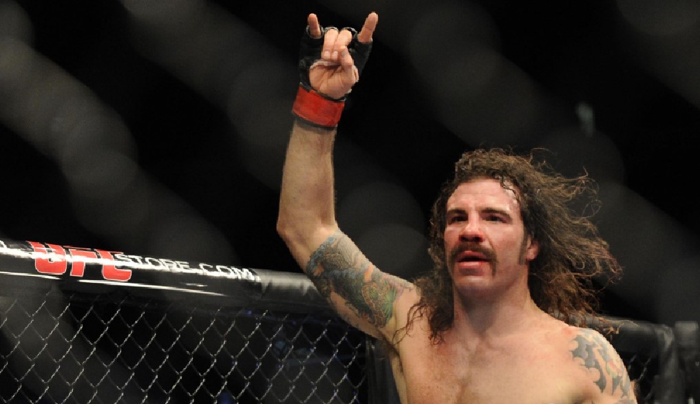 How to Contact Clay Guida: Phone number, Texting, Email Id, Fanmail Address and Contact Details