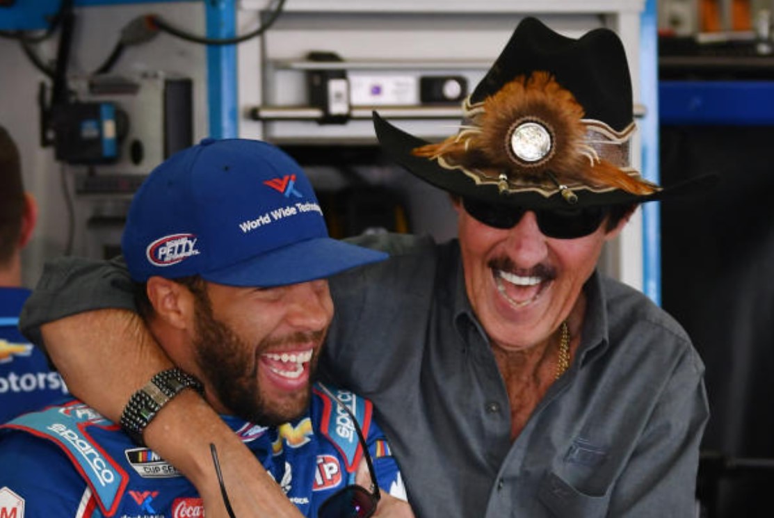 How to Contact Richard Petty: Phone number, Texting, Email Id, Fanmail Address and Contact Details