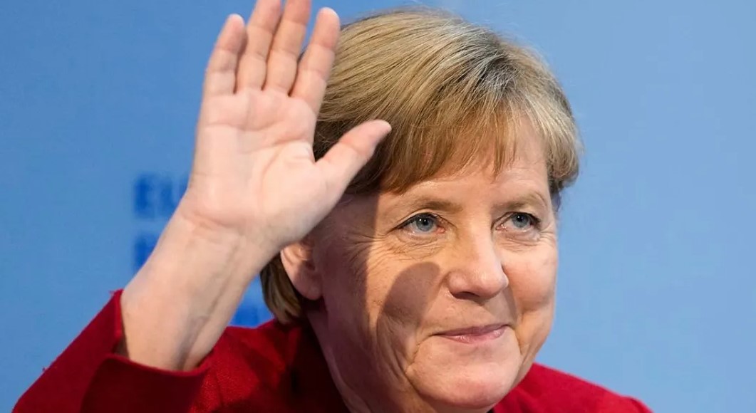 How to Contact Angela Merkel: Phone number, Texting, Email Id, Fanmail Address and Contact Details