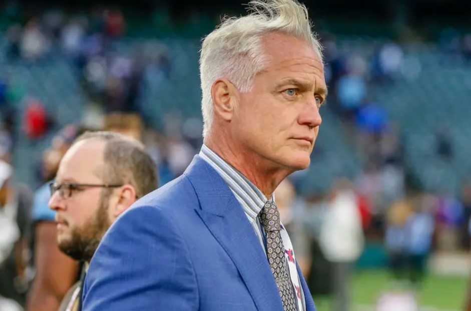 How to Contact Daryl Johnston: Phone number, Texting, Email Id, Fanmail Address and Contact Details