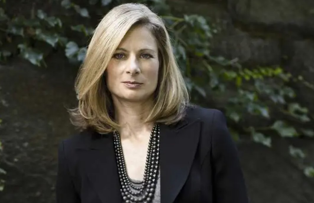 How to Contact Lisa Randall: Phone number